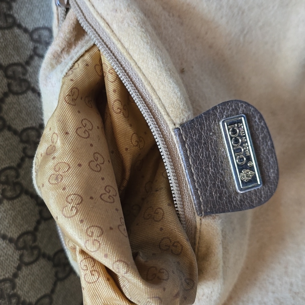 Authentic Gucci Monogram Canvas Purse - Picture 11 of 11